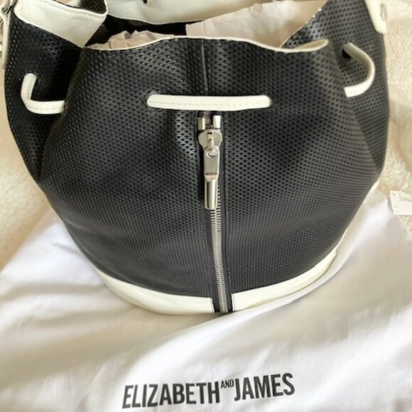 NWT - Elizabeth and James Cynnie Bucket Backpack main image 6